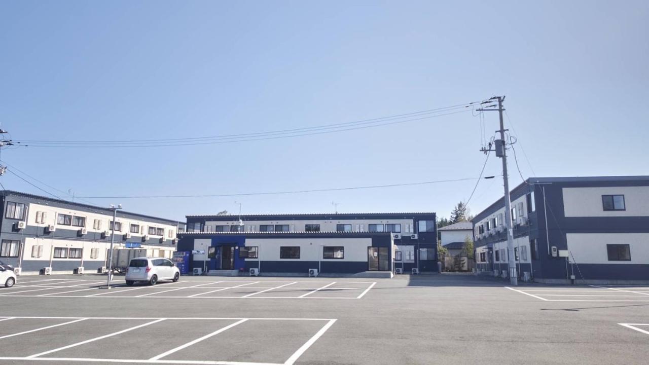Imas Village Court Kobama Tomioka  外观 照片